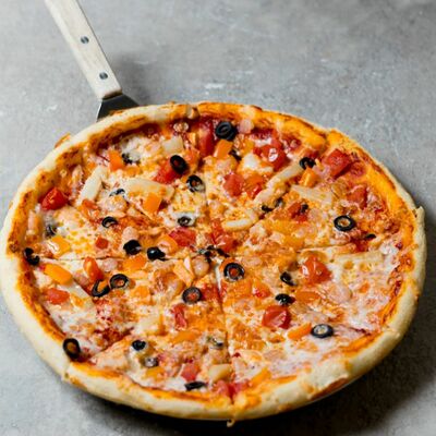 Пицца Морская в Smile по цене 1065 ₽