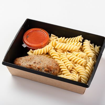 Котлета по-домашнему с фузилли и томатным соусом в UPPETIT по цене 293 ₽