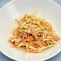 Салат Коул Слоу в Кафе Цоколь