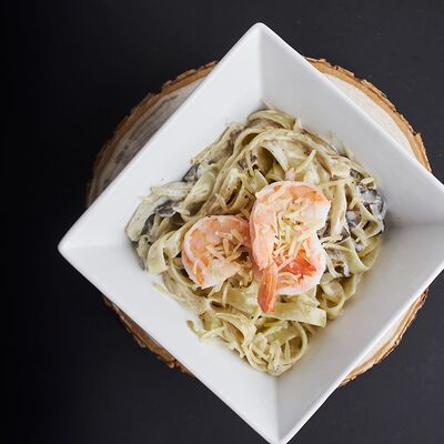 Феттуччине с креветками в Чик-чик по цене 595 ₽