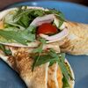 Ролл из омлета с индейкой и хумусом в Savoiardi по цене 490