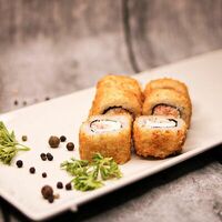 Горячий ролл с креветкой и лососем в Рисинка