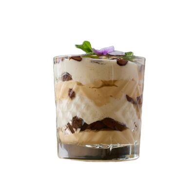 Трайфл сникерс в Toronto по цене 790 ₽