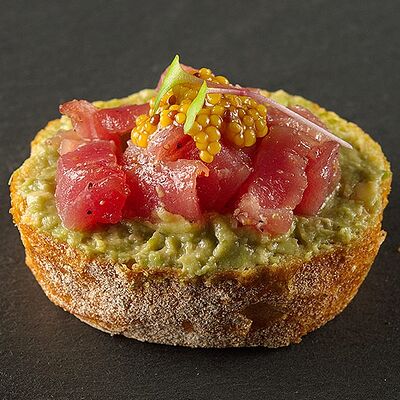 Тапас с тунцом в Brusketta.pro по цене 201 ₽