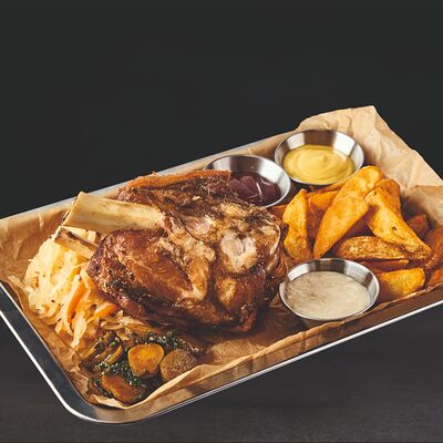 Рулька по-баварски в Gellert_bar по цене 1600 ₽