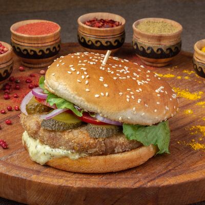 Чикенбургер в Сушимания по цене 290 ₽