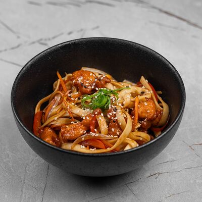 Вок с курицей в Air по цене 492 ₽