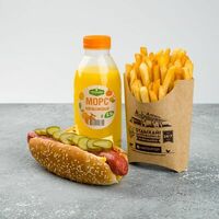 Комбо Магдог, картошка и морс в Магбургер & Братья Караваевы