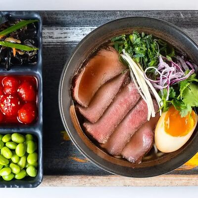 Рамен говяжий в Tao Sushi Lab по цене 1330 ₽