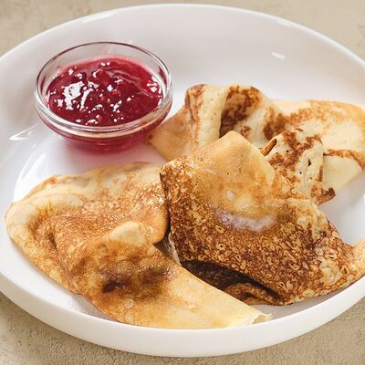 Блины с соусом в Four по цене 180 ₽