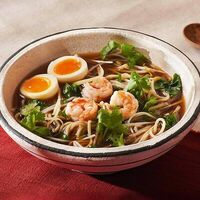 Рамен с креветками в Тануки