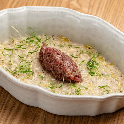 Качо э пепе с тартаром из говядины в Olio по цене 990 ₽