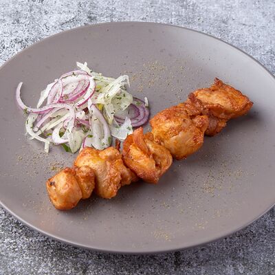 Шашлык из филе куриного бедра в Тим Шашлык & Бургер по цене 390 ₽