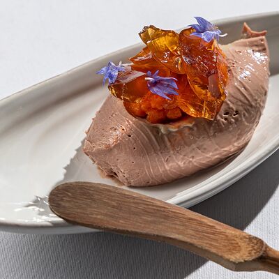 Патэ из куриной печени с фуагра и хересом олоросо в Wine Region по цене 795 ₽