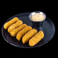 Сырные палочки с чесночным соусом 150 гр в Суши Ибица