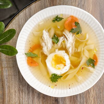 Куриный бульон в Karma по цене 588 ₽