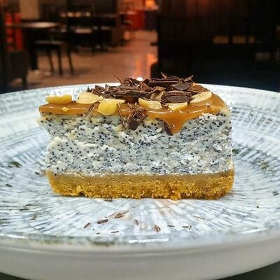 Маковый Чизкейк в Romero steak по цене 350 ₽