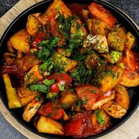 Сковородка с курицей в Dimcoffee