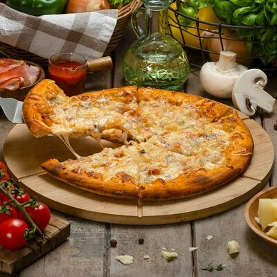 Пикантная 🍕 в Max & Pizza по цене 750 ₽