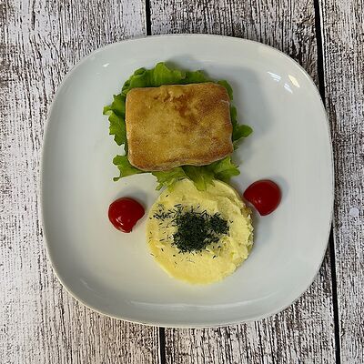 Филе семги в слоеном тесте в Луна Рыба по цене 870 ₽