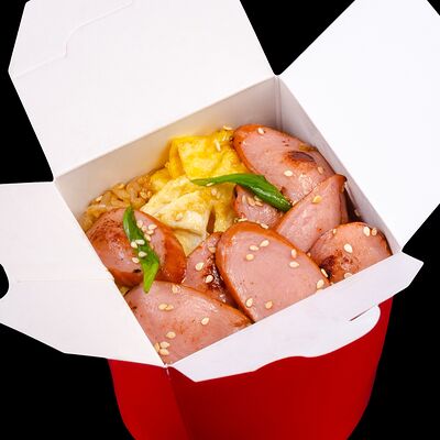 Wok с сосиской в Ори-Нори по цене 385 ₽