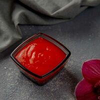 Соус шрирача в Суши Well