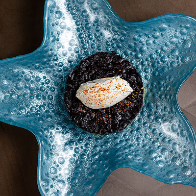 Тартар из вяленой свёклы с кремом из козьего сыра в Бибирево по цене 640 ₽