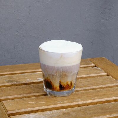 Соленый крем-кофе в New york coffee по цене 360 ₽