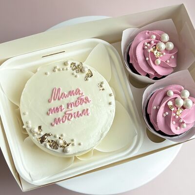 Набор Бенто-торт и капкейки Мама, мы тебя любим в Katerins Bakery по цене 2350 ₽