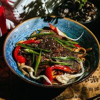 Wok с говядиной в Дом быта Asia