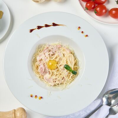 Спагетти Карбонара в белом соусе в Prosto кофе & кухня по цене 550 ₽