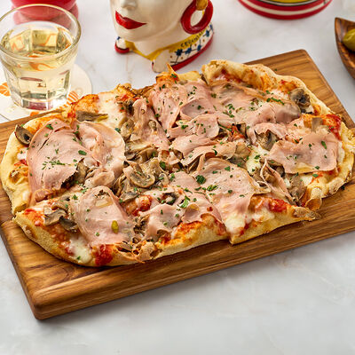 Пицца Ветчина и грибы piccolo в Osteria Dolce по цене 640 ₽