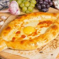 Хачапури по-аджарски в Мушмула