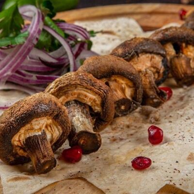 Шампиньоны на углях в Мангал Хаус по цене 370 ₽