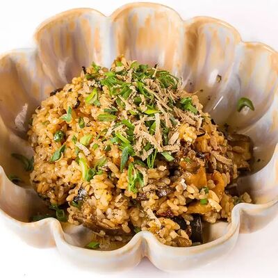 Камамеши ассорти грибов в Tao Sushi Lab по цене 1050 ₽