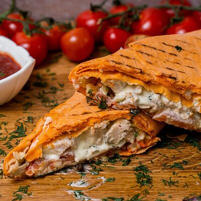 Сырная шаурма Vip со свининой в Kebab House по цене 550 ₽