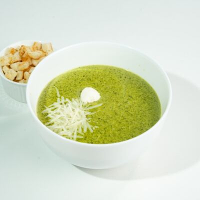 Крем-суп из шпината в ЁБИСАН по цене 829 ₽