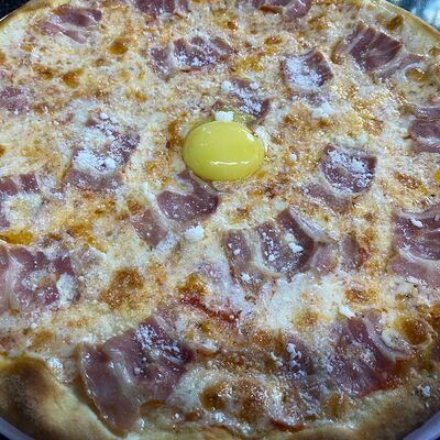 Пицца карбонара в Bellagio по цене 1100 ₽