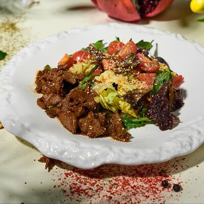 Теплый салат из конины в Алазани по цене 4950 ₸