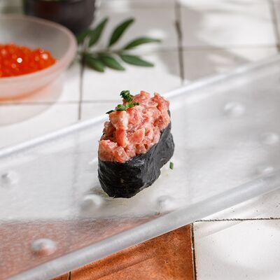 Острые суши Тунец в ЛарисуВаннуХочу по цене 350