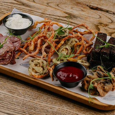 Сет На скорую руку в Кубанские пивоварни по цене 550 ₽