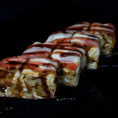 Ролл Шоколадный с грецким орехом в Пара палок по цене 410 ₽