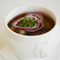 Суп Чанахи в глиняном горшочке в Кабанчик