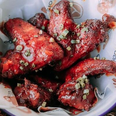 Крылышки куриные на мангале в На углях по цене 450 ₽