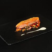 Стейк из сёмги в Harats Pub