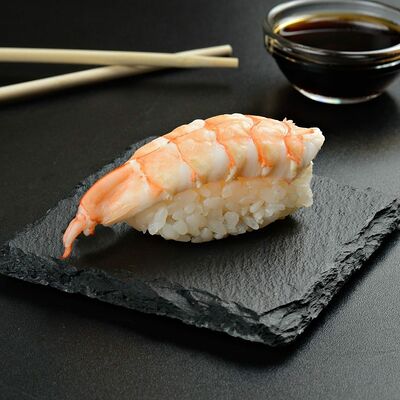 Нигири с креветкой в Пицца & Суши Гурмэ по цене 170 ₽