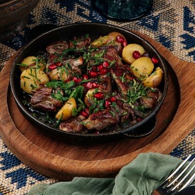 Тахта Говурма в ШБ Next по цене 650 ₽