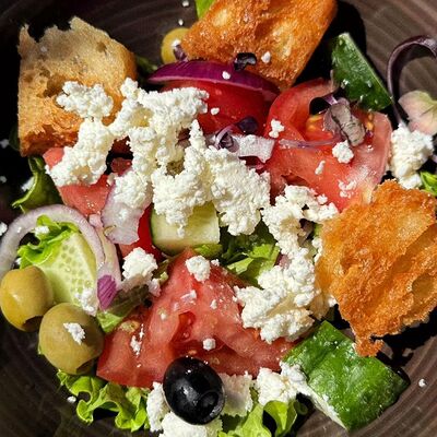 Салат овощная панцанеллав В завязке по цене 490 ₽