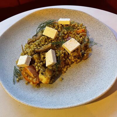 Зелёная гречка с томатами черри в Блеск по цене 290