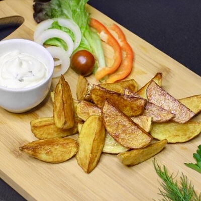 Картофель по-деревенски в Шашлычный остров по цене 320 ₽